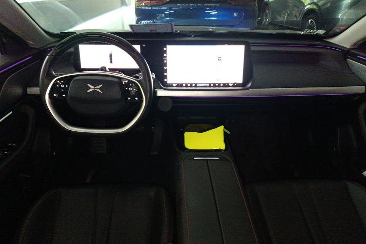 Used XPeng P7 2022 625E Center Console