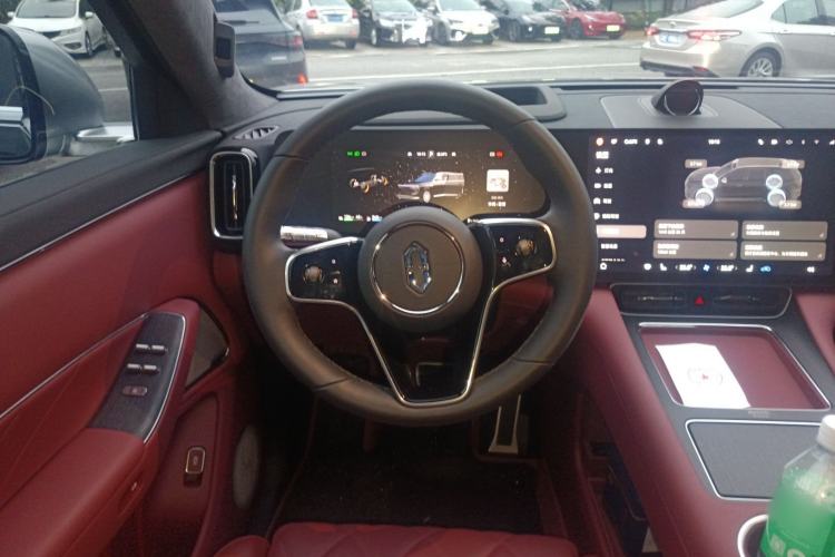 Used Hima AITO M8 2025 Extended-Range Max+ Version 53.4 kWh 6-Seater Edition
