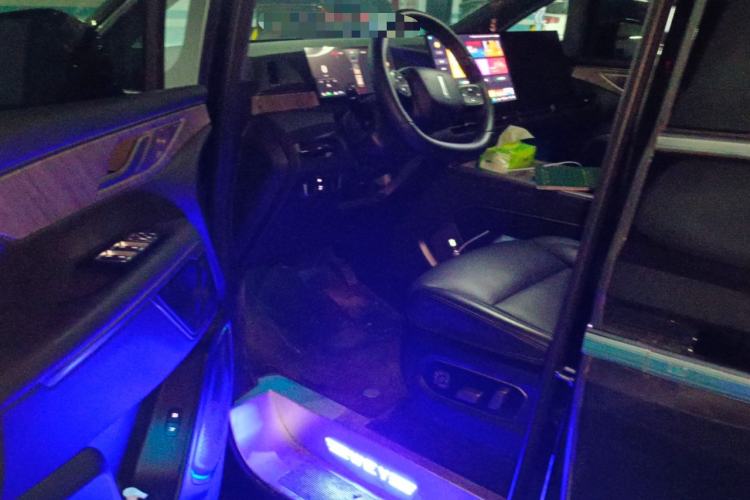 Used Wey Gaoshan 2025 Four-Wheel Drive Alpine 8
