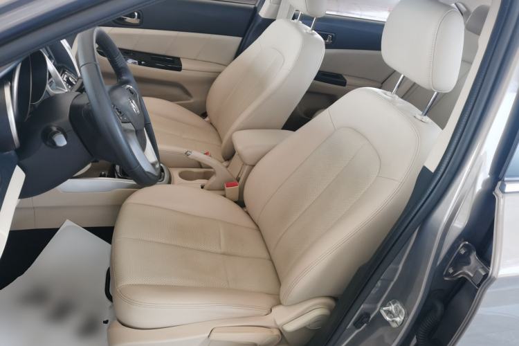 Used Changan Eado 2015 1.6L Manual Luxury Model China V Standard
