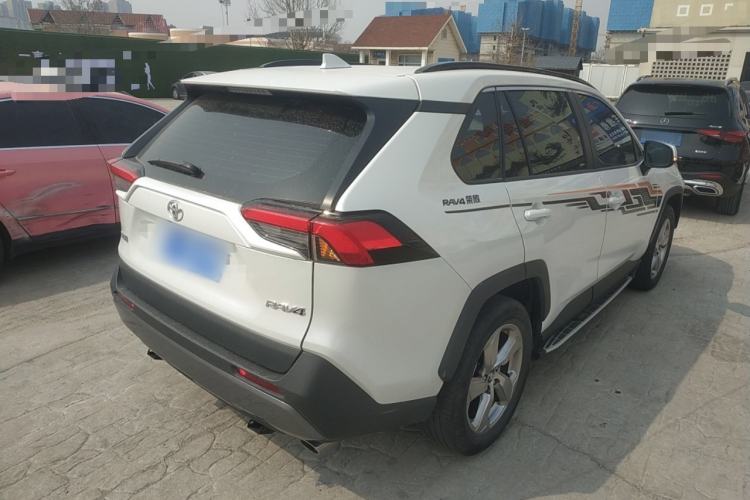 Used Toyota RAV4 2021 2.0L CVT Two-Wheel Drive Fashion Edition