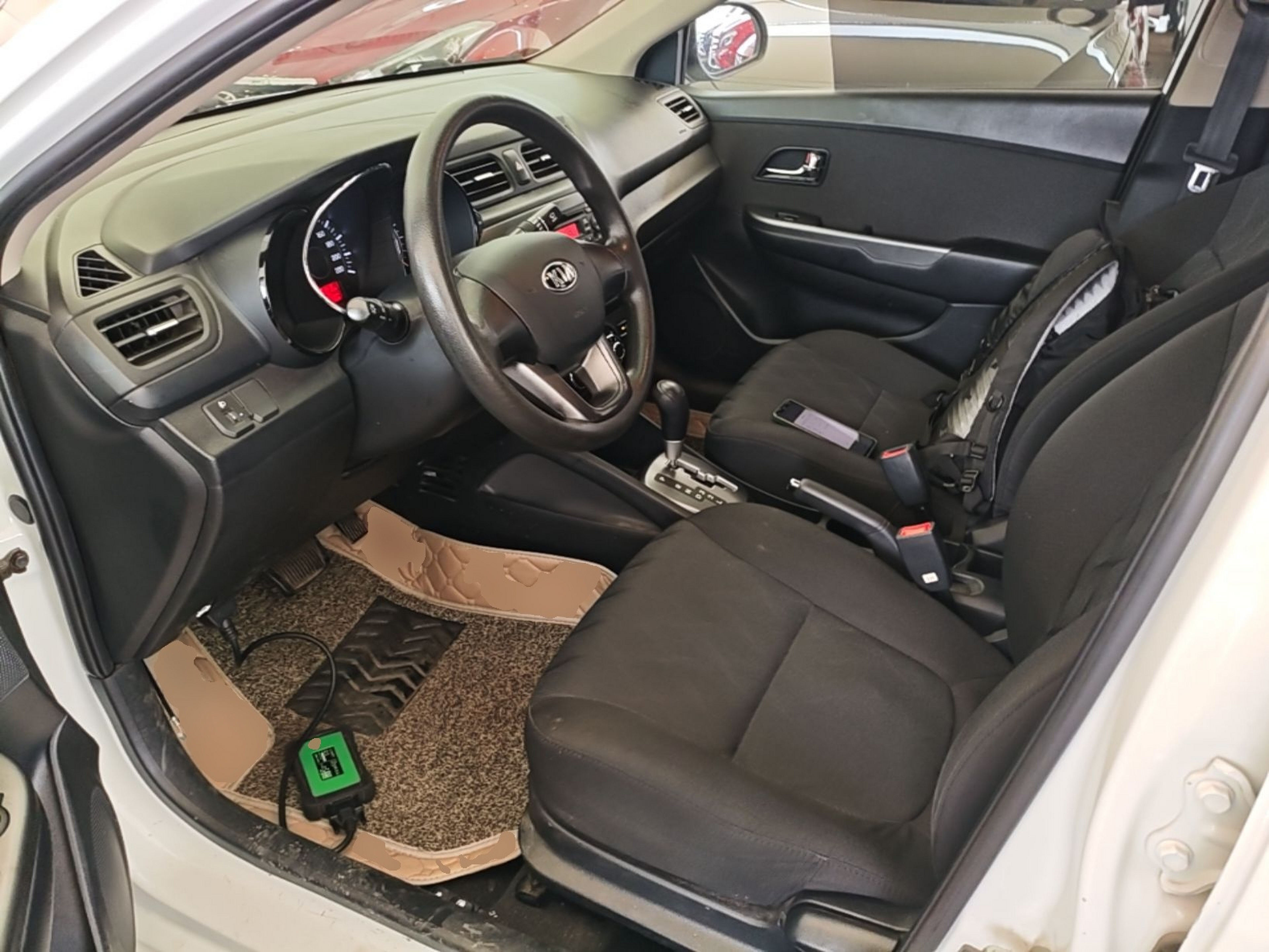 Interior delantero