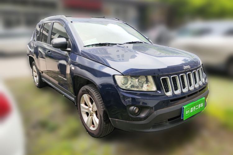 Used Jeep Compass 2012 2.4L four-wheel-drive sport version