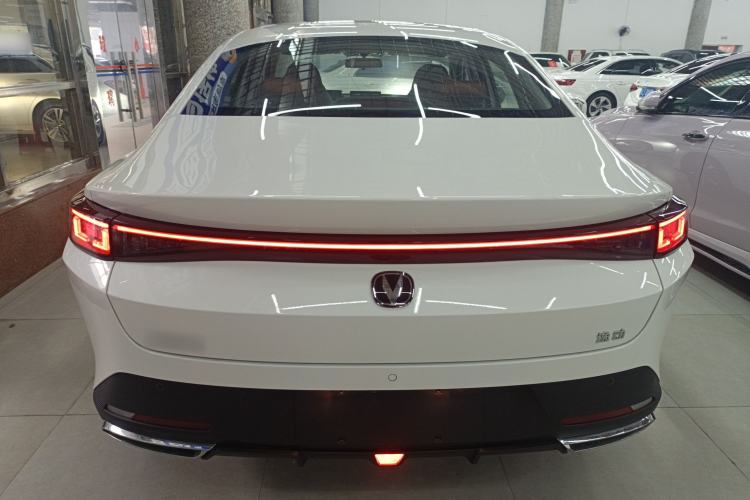 Used CHANGAN Eado PHEV 2025 Smart New Blue Whale 145KM Battleship Edition
