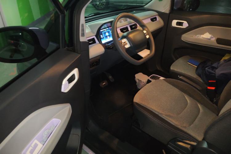 Used Chery QQ Ice Cream 2022 Pudding Model Driver Seat