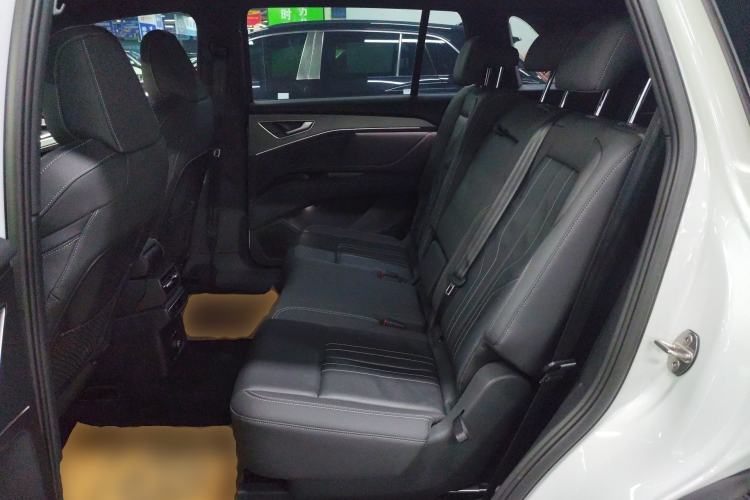 Used Audi Q5 e-tron 2023 40 e-tron Shining Edition Mecha Kit
