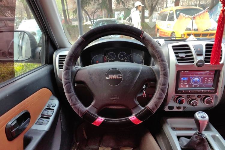 Used JMC Baodian 2018 2.9T New Value-Packed Two-Wheel-Drive Diesel Comfort Version with Standard Cargo Bed – JX4D30B5L