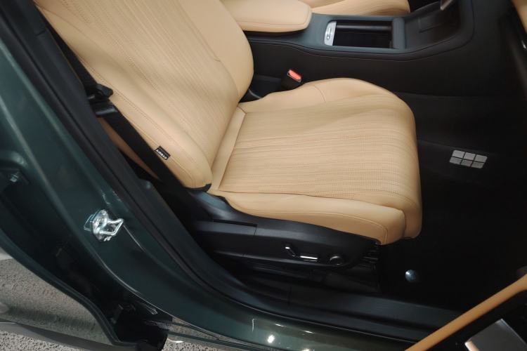 Used Geely Galaxy L7 2024 1.5T 115 km Starship Dragon Edition