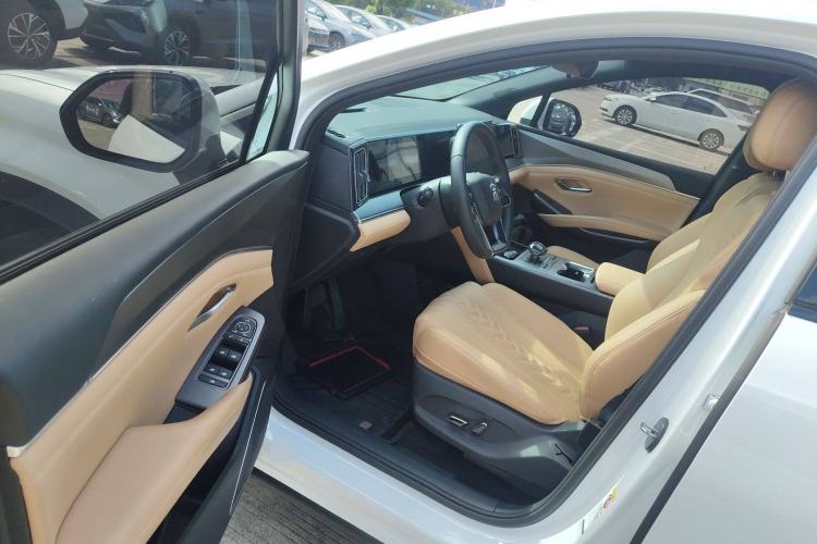 Used BYD Song L DM-i 2024 112 km Beyond Edition