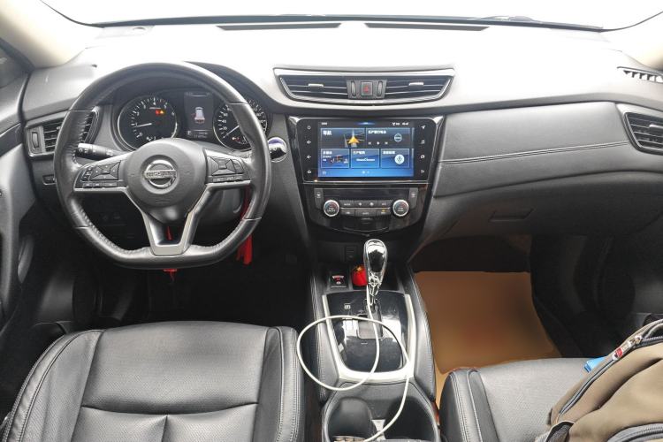 Used Nissan X-Trail 2019 2.0L CVT Smart Connect Comfort Edition 2WD