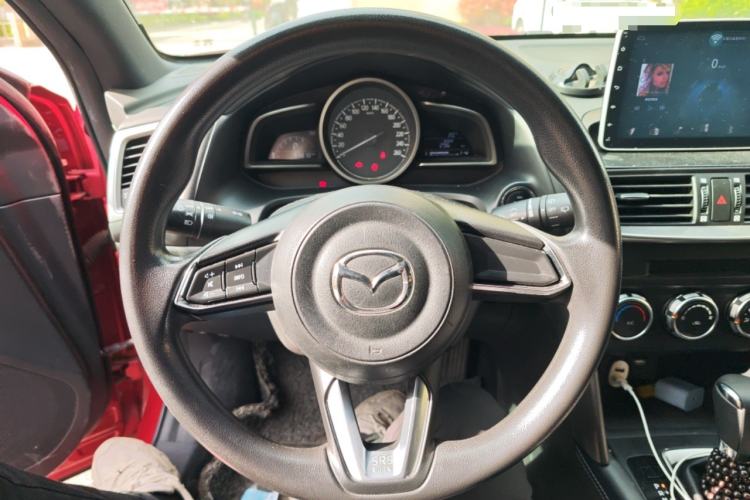 Used Mazda CX-4 2018 2.0L Automatic Two-Wheel Drive Blue Sky Dynamic Version China VI Standard
