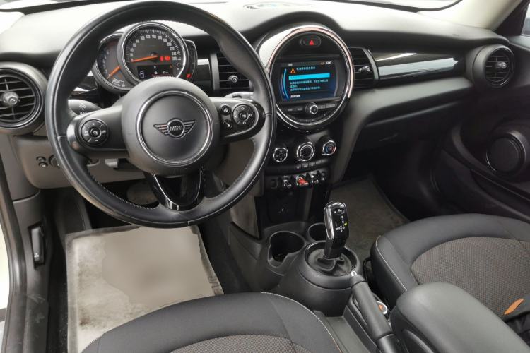 Used MINI MINI 2018 1.5T ONE PLUS
