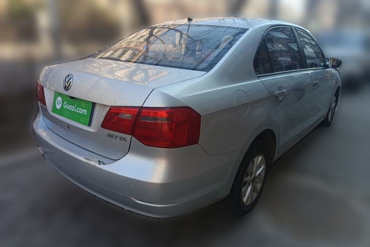 Used Volkswagen Jetta 2013 1.4L Manual Fashion Model