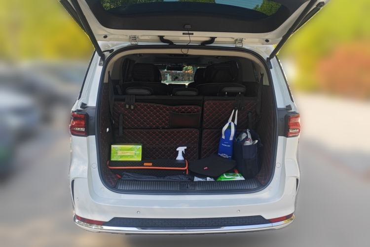 Used Roewe iMAX8 2021 400TGI Supreme Series Lu Zun Edition