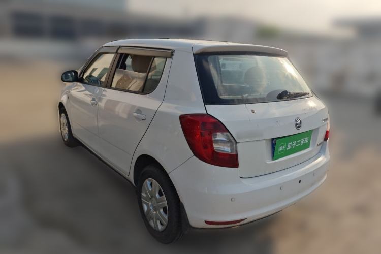 Used Skoda Fabia 2014 1.4L Manual Crystal Edition
