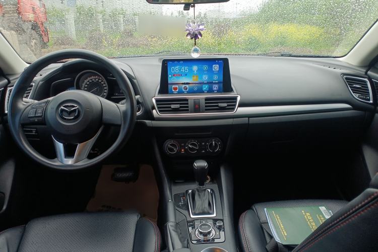 Used Mazda 3 Axela 2016 Hatchback 1.5L Automatic Comfort Model Center Console