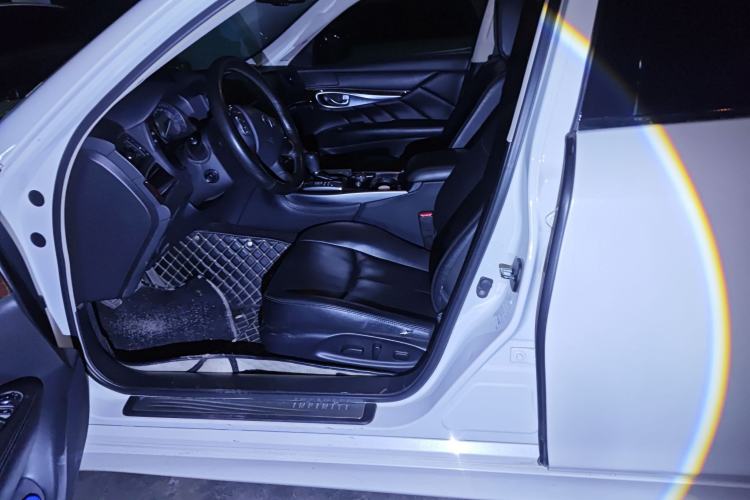 Used Infiniti Q70 2019 Q70L 2.0T Enjoyment Edition