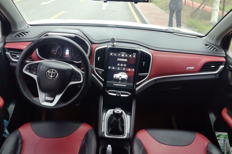 Used Brilliance V3 2017 1.5L Manual Smart Model