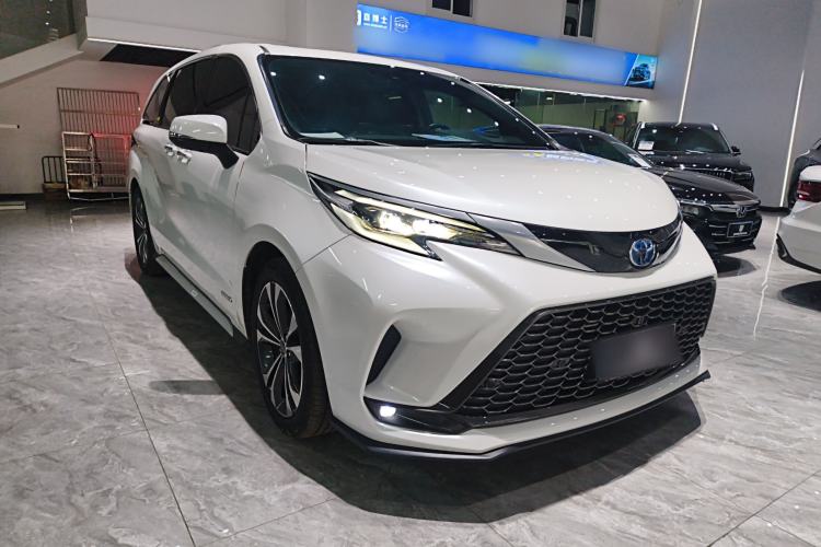 Used Toyota Granvia 2023 2.5L Hybrid Flagship VIP Edition