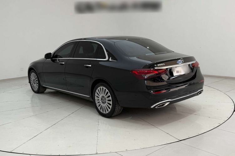 Used Mercedes-Benz E-Class 2023 Updated E 300 L Fashion Edition
