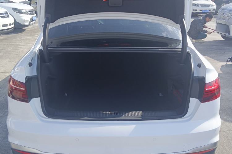 Used Audi A4L 2022 40 TFSI Fashion Dynamic Model
