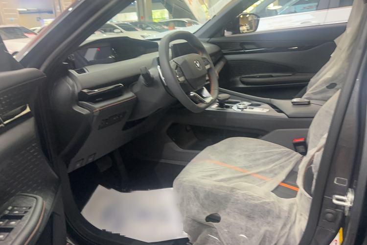 Used Changan UNI-V 2024 1.5T Prestige Edition