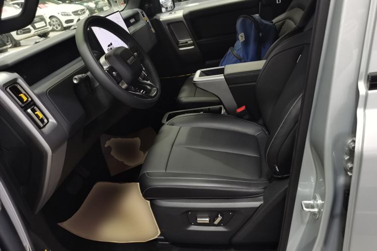 Used iCAR V23 2025 401 Two-Wheel Drive Advanced Edition Left Front Seat