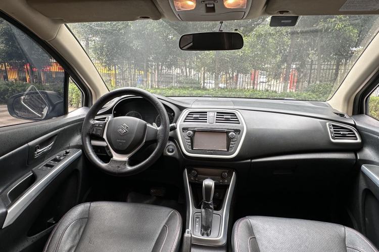 Used Suzuki S-Cross 2014 1.6L CVT Two-Wheel Drive Elite Version
