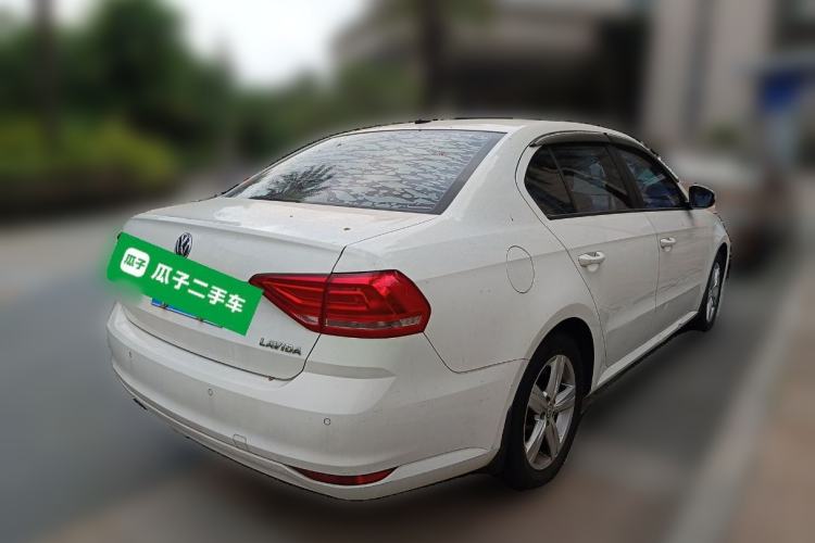 Used Volkswagen Lavida 2017 1.6L Automatic Fashion Edition
