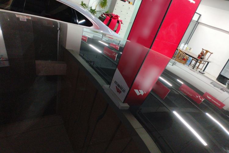 Used VOYAH PASSION 2024 PHEV Four-Wheel Drive Ultra-Long Range Executive Edition Roof