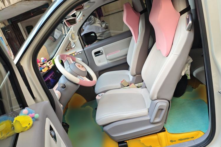 Used Wuling Air ev 2023 - Four Seats - Advanced Edition Left Front Seat