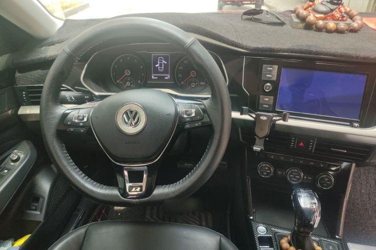 Used Volkswagen Passat 2019 330TSI Elite Edition China VI