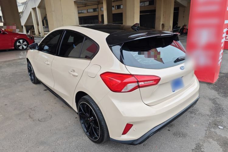 Used Ford Focus 2019 Hatchback EcoBoost 180 Automatic ST Line Rear Left 45 Deg