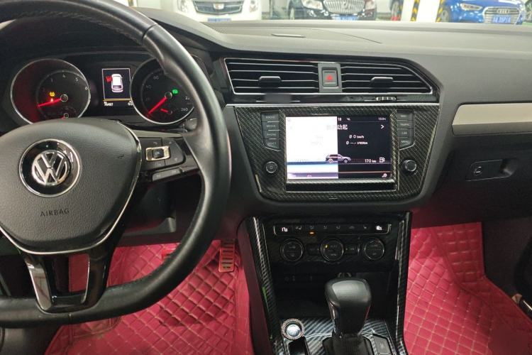 Used Volkswagen Tiguan L 2018 330TSI Automatic Two-Wheel Drive Luxury Edition