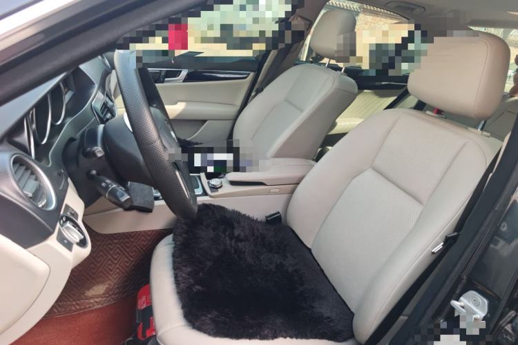 Used Mercedes-Benz C-Class 2011 C 180K Classic model