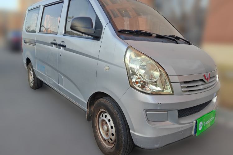 Used Wuling Rongguang 2014 1.2L S Base Model
