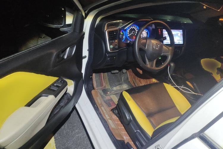 Used Honda City 2015 1.5L CVT Comfort Version Driver Seat