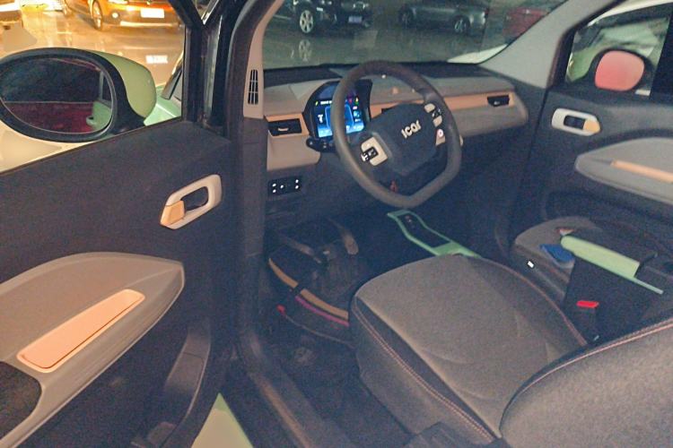 Used Chery QQ Ice Cream 2022 170km Sundae Phosphate Lithium-Ion