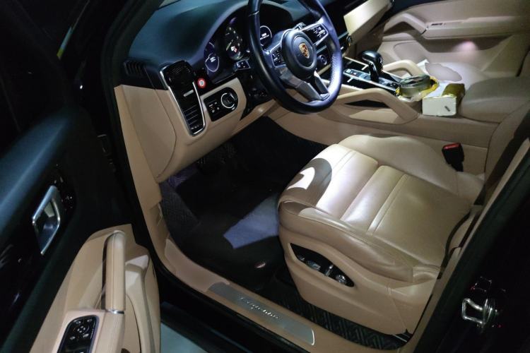 Used Porsche Cayenne E-Hybrid 2020 Cayenne E-Hybrid 2.0T