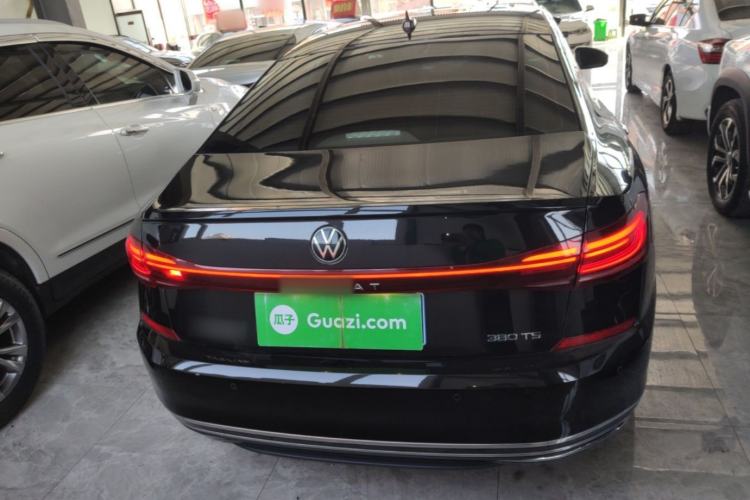 Used Volkswagen Passat 2024 380TSI Dragon Edition
