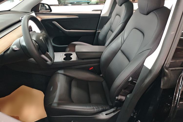 Used Tesla Model Y 2021 Standard Range Rear-Wheel Drive Version