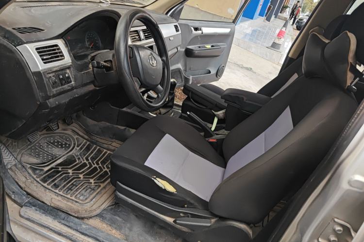 Used CHANGAN KAICHENG Shenqi F30 2018 1.5L Comfort Plus Long Wheelbase DAM15L Left Front Seat