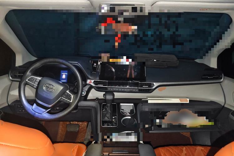 Used Toyota Sienna 2024 2.5L Hybrid Comfort Edition