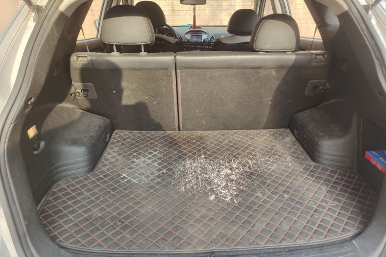 Used Hyundai ix35 2013 2.0L Automatic Two-Wheel Drive Smart GLS China IV Standard
