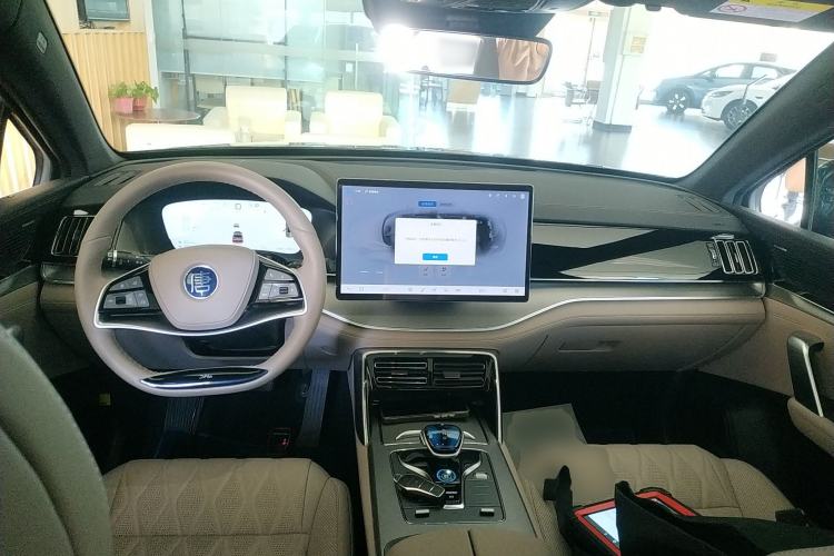 Used BYD Tang New Energy 2025 DM-i 115KM Prestige Model Center Console