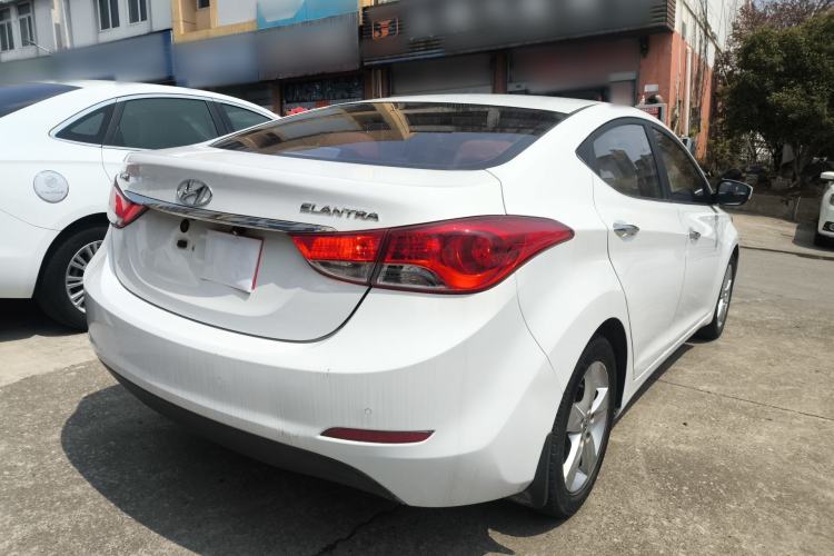 Used Hyundai Elantra (5th Generation / Langdong) 2013 1.6L Automatic Leading Model Rear Right 45 Deg