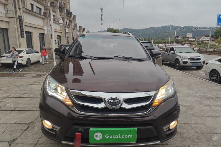 Used BYD S7 2015 2.0T Automatic Prestige Model Front