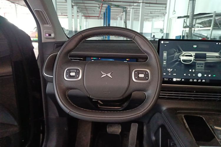 Used XPeng G6 2023 755 Ultra-Long Range Pro
