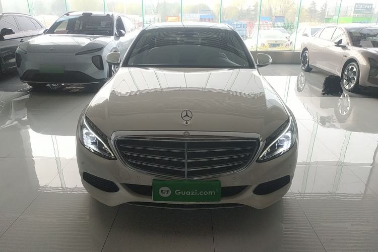 Used Mercedes-Benz C-Class 2016 C 200 L

