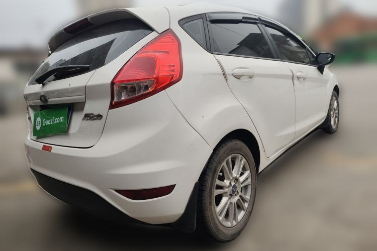 Used Ford Fiesta 2013 Hatchback 1.5L Automatic Fashion Edition
